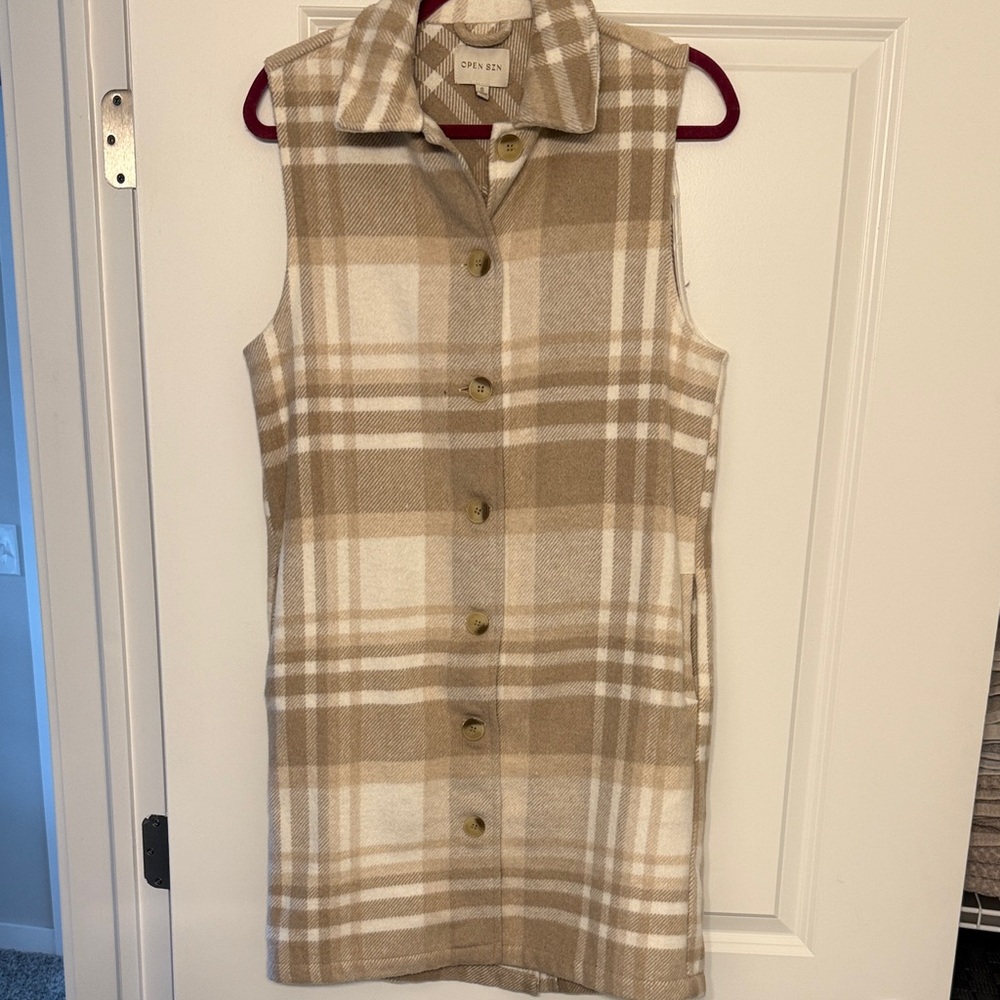 Plaid Sleeveless Button-Up Vest